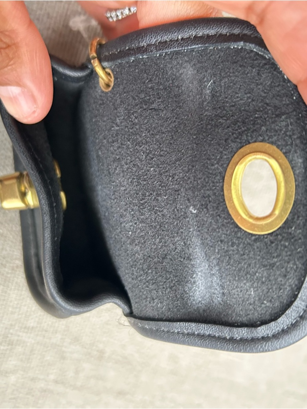 Vintage Coach Black Leather Mini Key Bag with Gold Turnlock - Picture 7 of 14